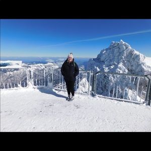 Meet your Posher, Abby